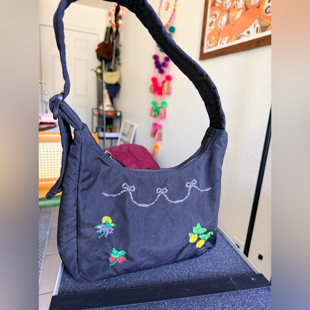 BAGGU Embroidered Bow Mini Nylon Shoulder Bag